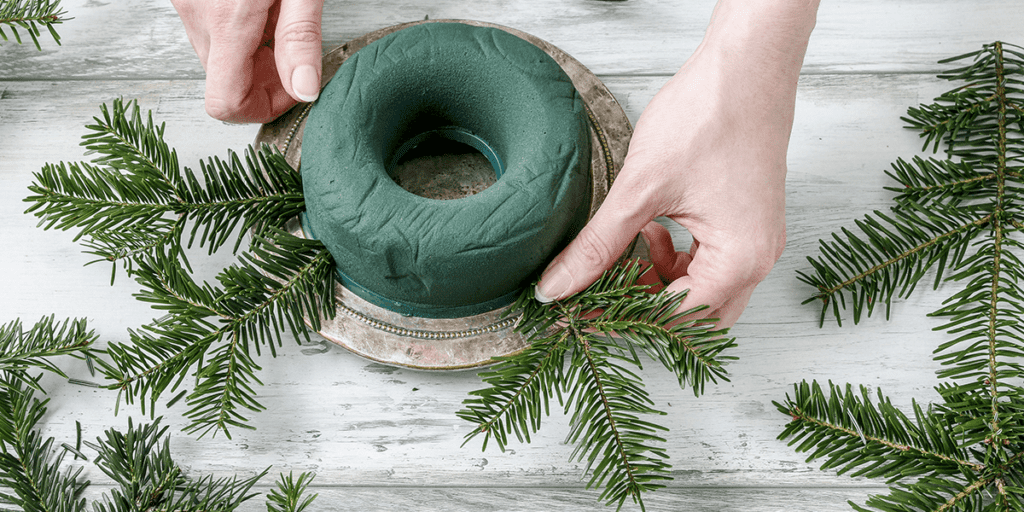3 Simple Crafts You Can Make With Fresh Evergreens - Platt Hill