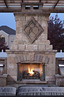Outdoor Fireplace 211x317 Outdoor Fireplace