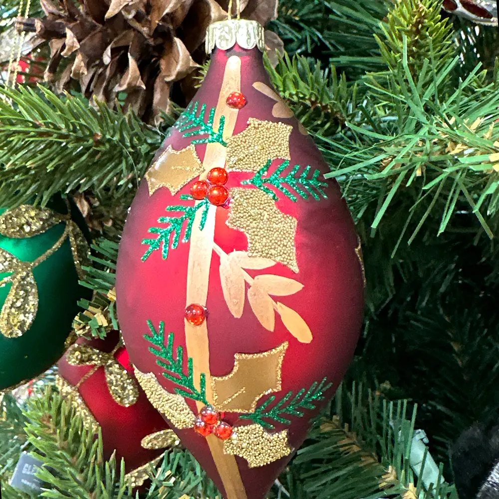 https://platthillnursery.com/wp-content/uploads/2023/11/traditional-christmas-decorations-red-and-gold-holly-ornament-1000x1000-1.webp